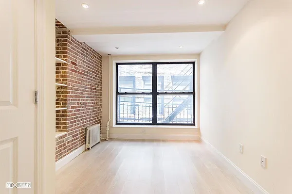 Rented by Corcoran | media 7