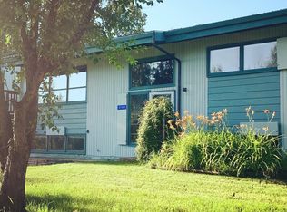 3220 Davis Rd, Fairbanks, AK 99709