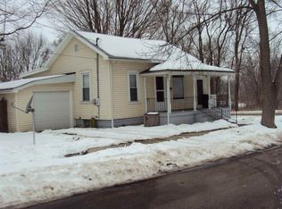 102 Newnam Ave, Kendallville, IN