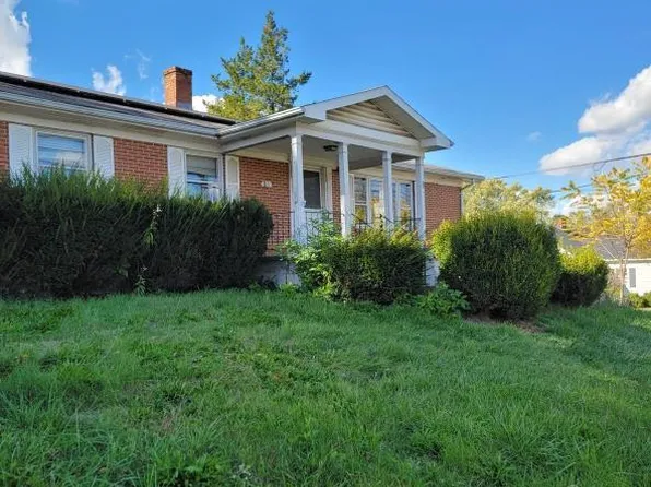 811 N High St, Hillsboro, OH 45133