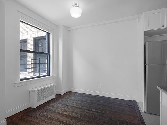 5th image of 12 E 86th St APT 1530