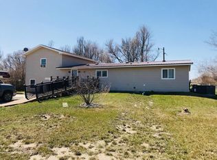 3921 4th Ave E, Williston, ND 58801
