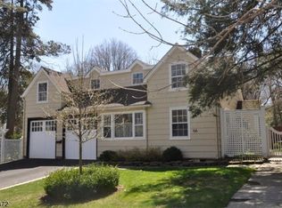 66 Warren Pl, Montclair, NJ 07042