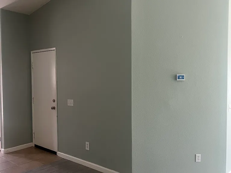 830 Aurora Way — Photo 7