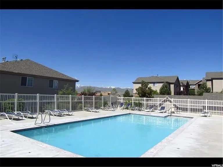1598 W Westbury Way #I — Photo 4