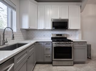 130-31 226th St #1, Springfield Gardens, NY 11413
