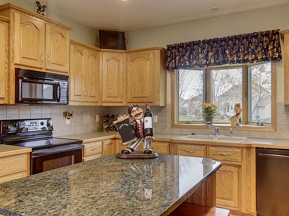 4th image of 11437 Kenyon Ct NE
