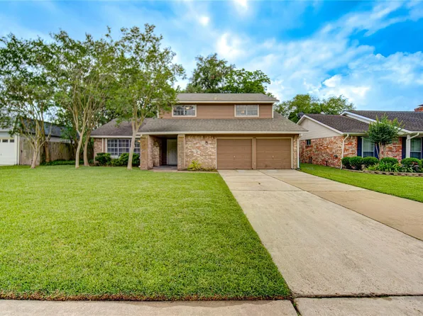 12103 Alston Dr, Meadows Place, TX 77477