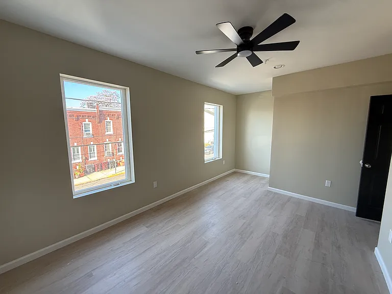 1015 Lancaster Ave #2A — Photo 16