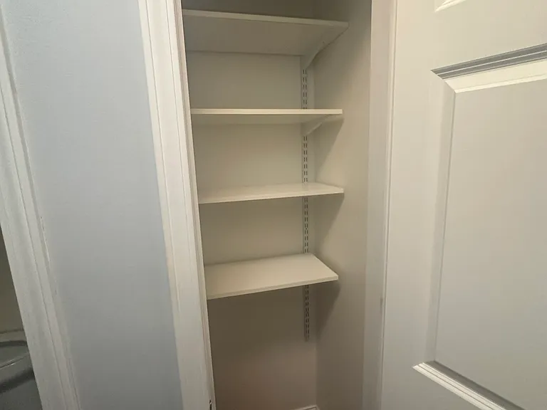 4380 Brookside Ct — Photo 11