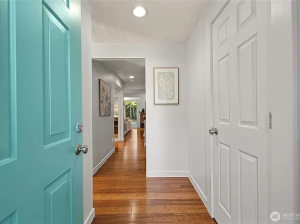 11706 NE 105th Court, Kirkland, WA 98033