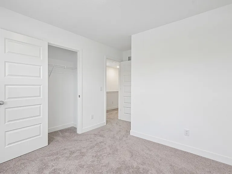 15274 Farrington Way — Photo 24