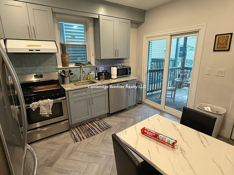86 Norfolk St #2 — Photo 17