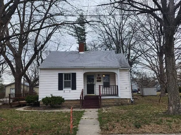 910 E Butler St, Olney, IL 62450