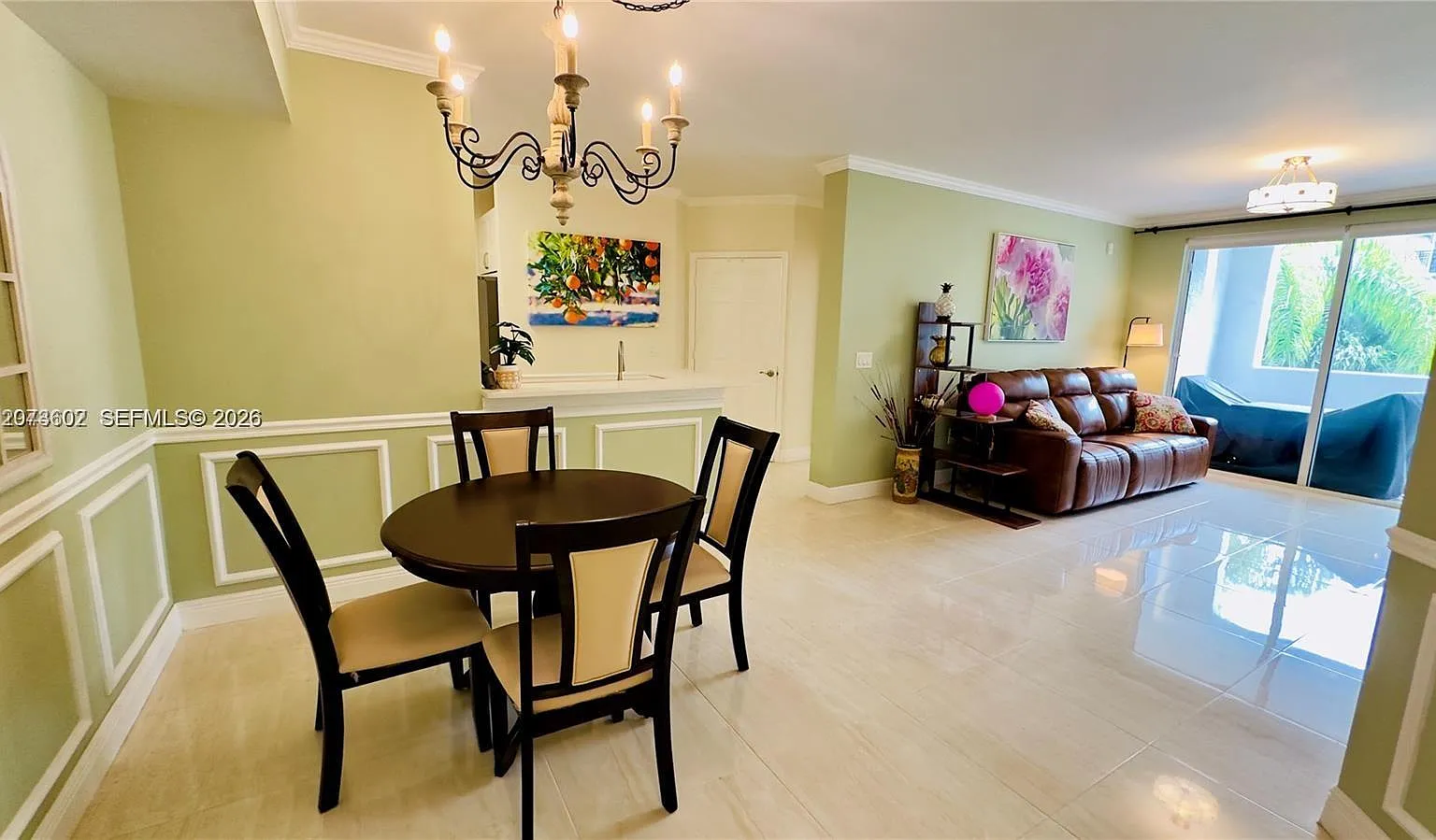 Porto Bellagio Condo — Photo 2