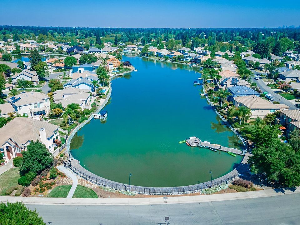 1st image of 982 S Beach Dr