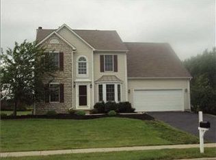 2927 Griffin Dr, Lewis Center, OH 43035