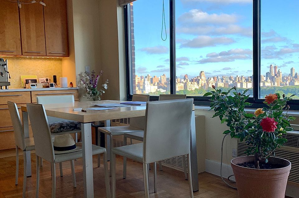 1st image of 372 Central Park W