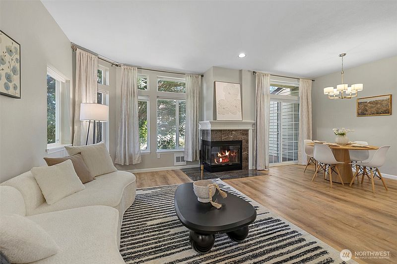 5th image of 12438 NE 7th Place