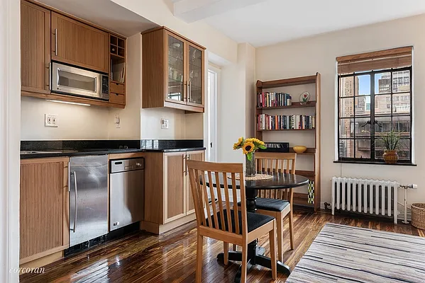 Sold by Corcoran | media 3