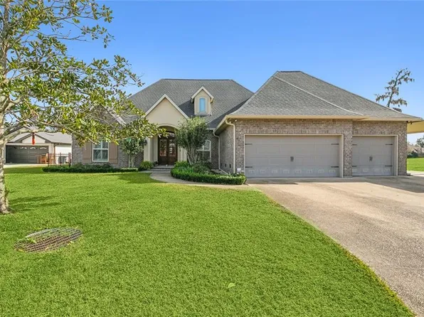 202 Villere Dr, Destrehan, LA 70047