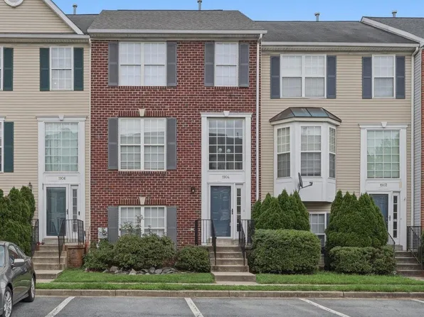 1904 Fieldstone Way, Frederick, MD 21702