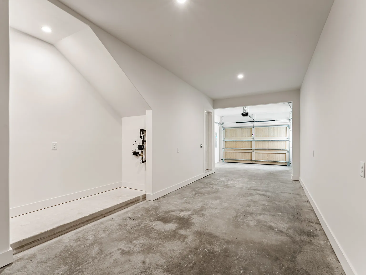 11508 Serenbe Ln — Photo 3