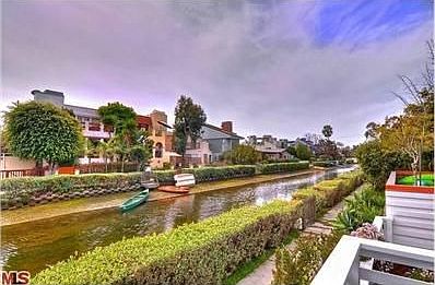 2nd image of 441 Sherman Canal