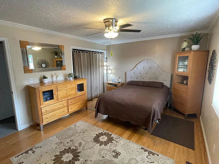 643 Creek View Rd — Photo 8