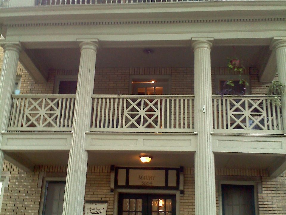 1st image of 3004 1/2 Monument Ave