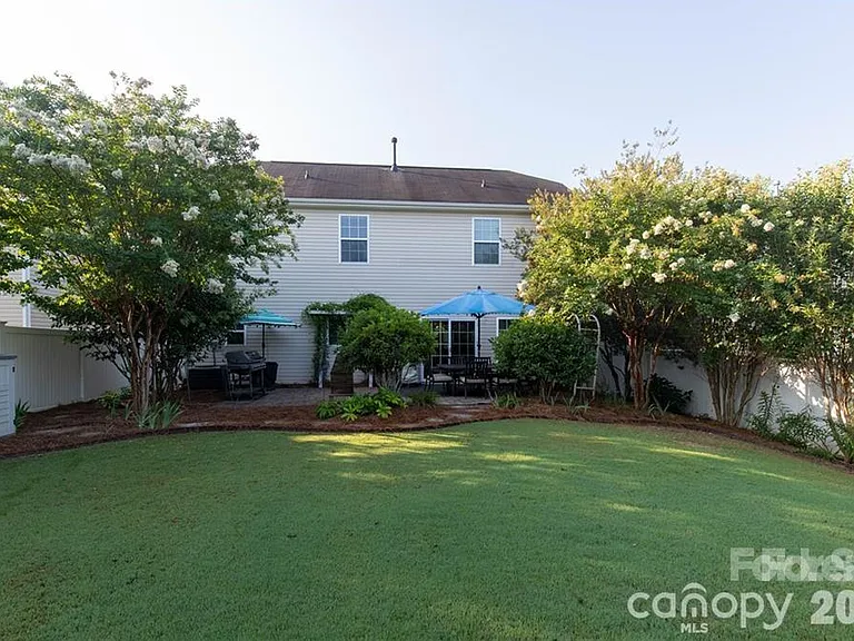 123 Colville Rd — Photo 23