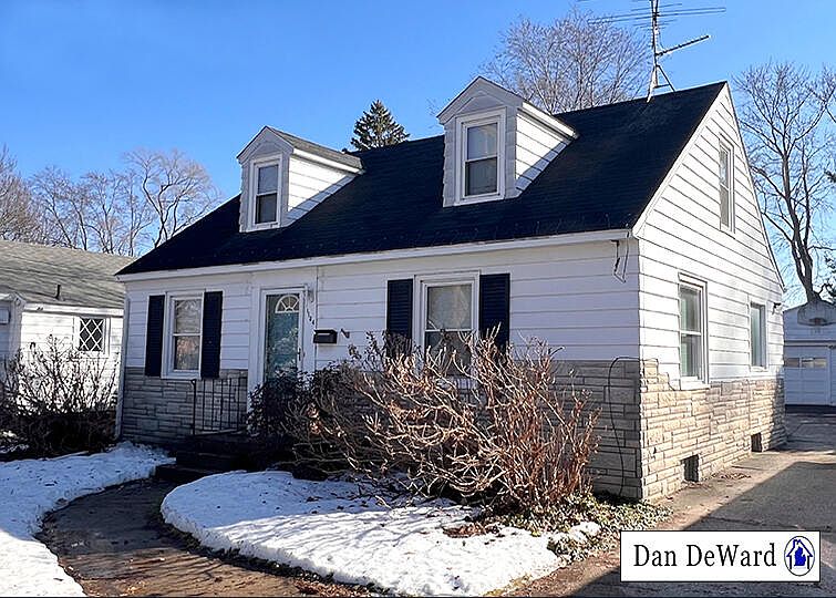 1st image of 1154 Ottillia St SE