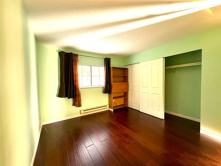 4000 Carman Dr #6 — Photo 28