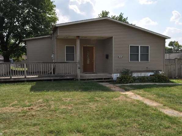 619 W 2nd St, Carroll, IA 51401