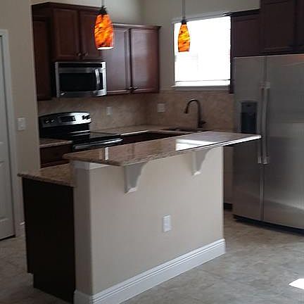 3rd image of 3323 Pintello Ave