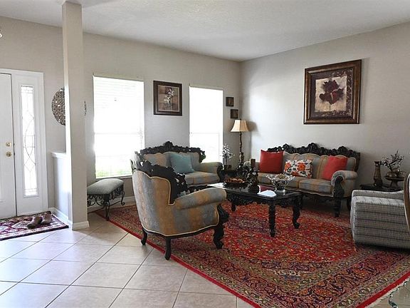 2nd image of 90450 Edenshire Cir