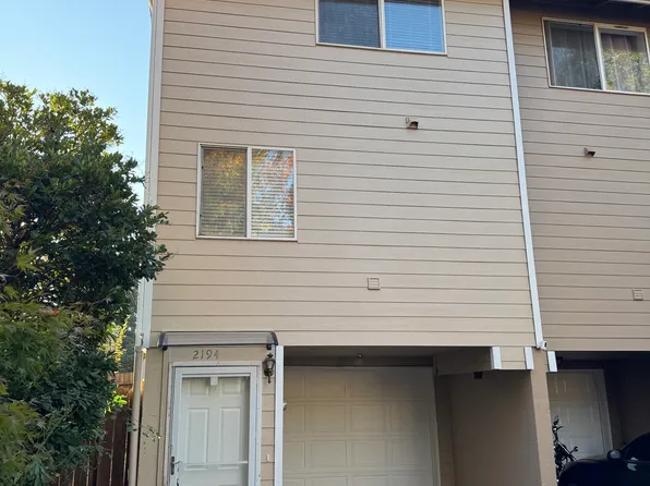 2180 Maplewood Dr S, Salem, OR 97306