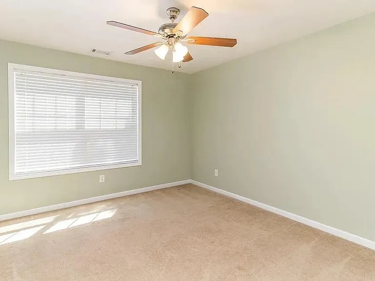 5640 Sterling Ct — Photo 8