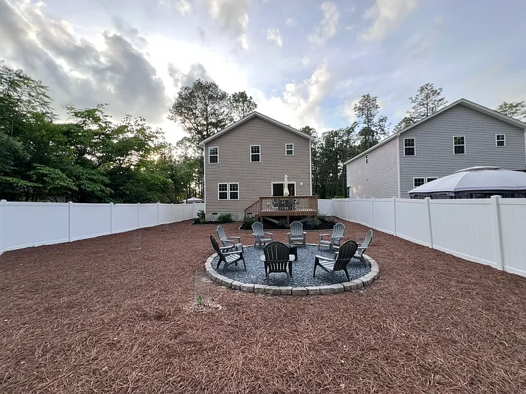 855 S Henley St — Photo 16