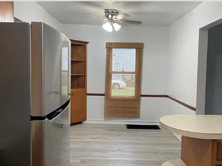 548 Winans Ave — Photo 12