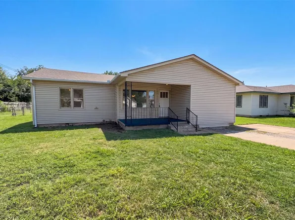 2606 NW 17th St, Lawton, OK 73507