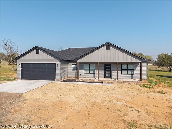 2nd image of 101 Hall Ln
