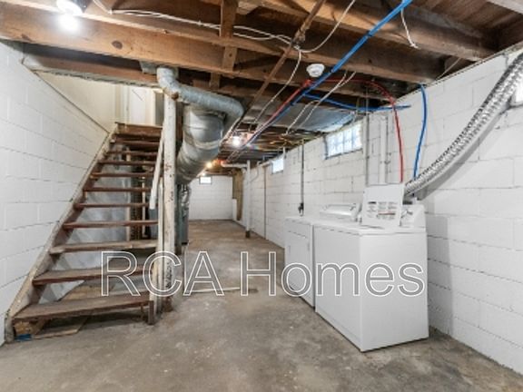 5th image of 1447 W Congress Ave