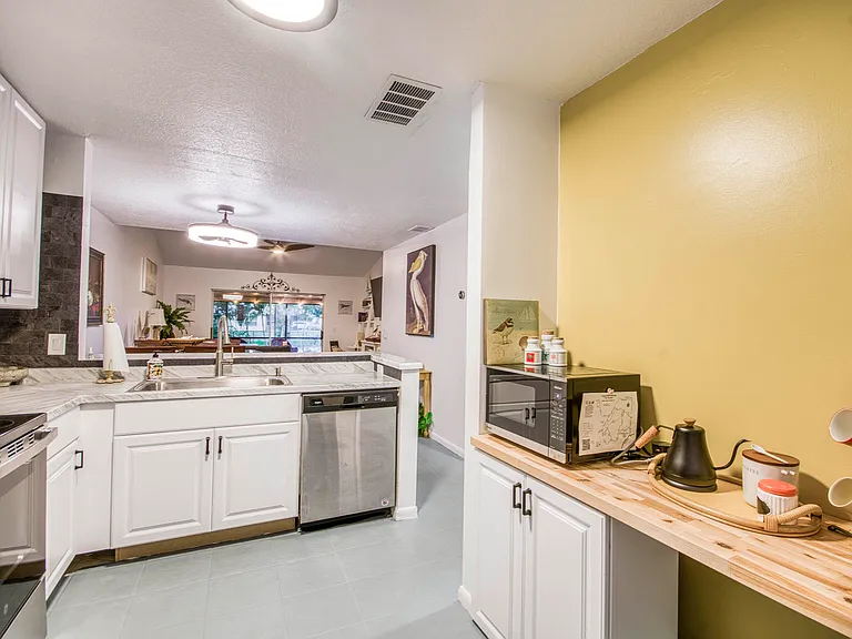 178 Pinewood Ct — Photo 9