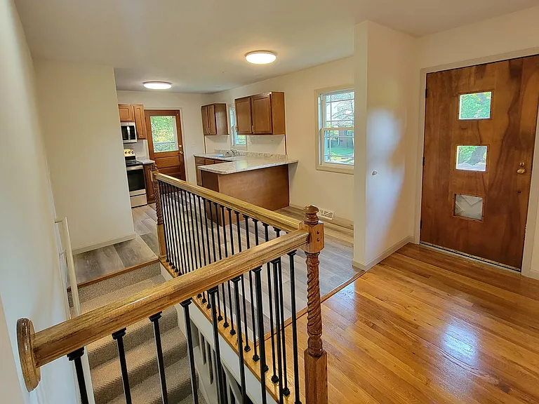 209 Wayland St — Photo 2