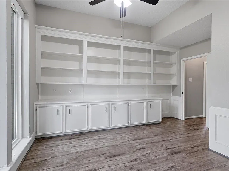 12015 Fawnview Dr — Photo 13