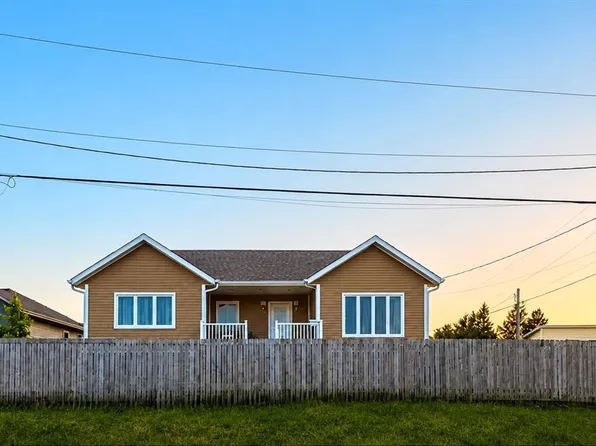 172 Central Street, Bay Roberts, NL A0A1G0