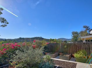 333 Rolling Hills Ln, San Marcos, CA 92069