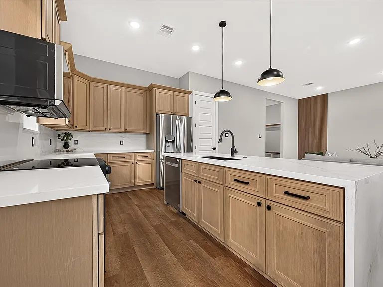 703 Carol Lynn Dr #B — Photo 13