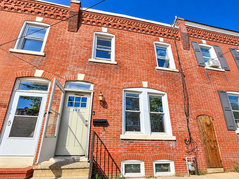 107 N Franklin St